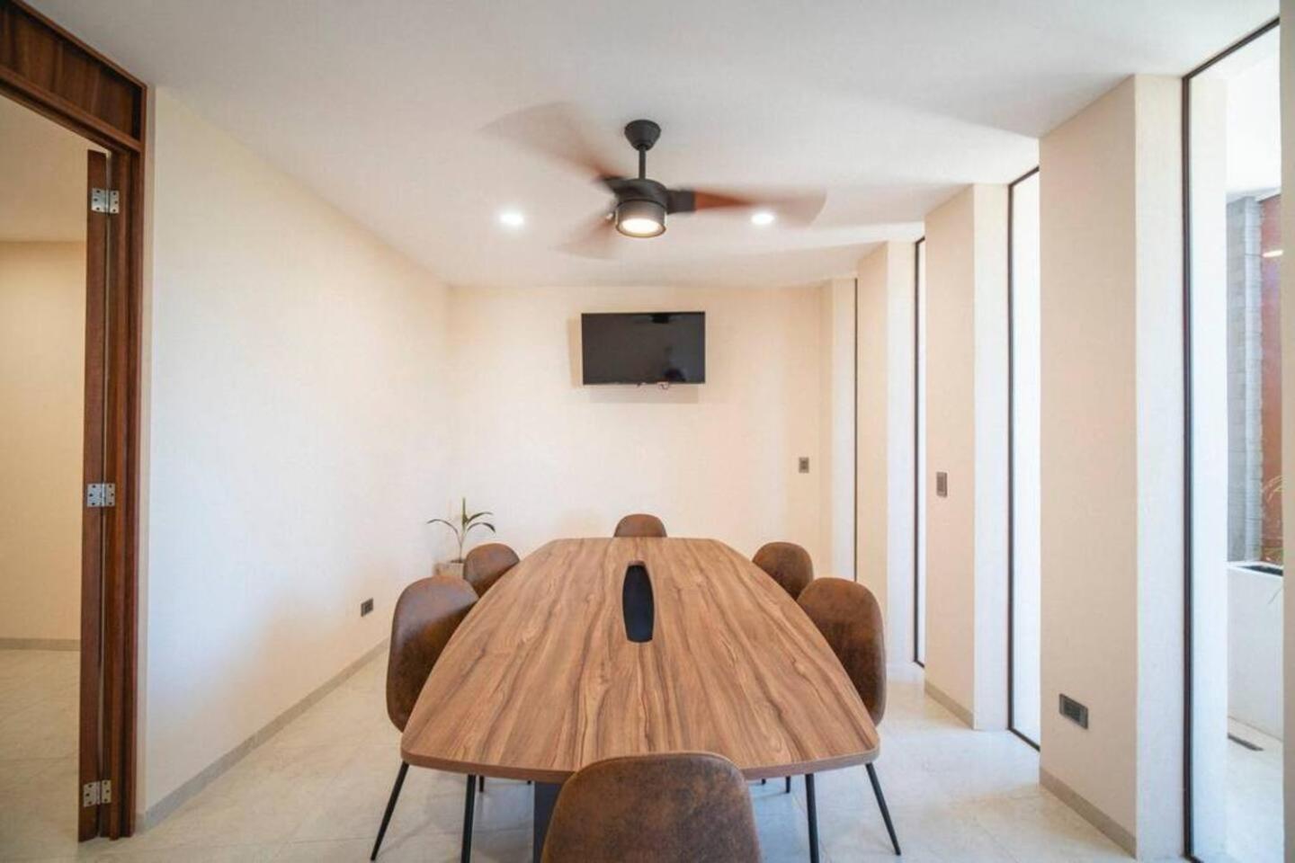 Getawaypooloffice Areagym Apartment *