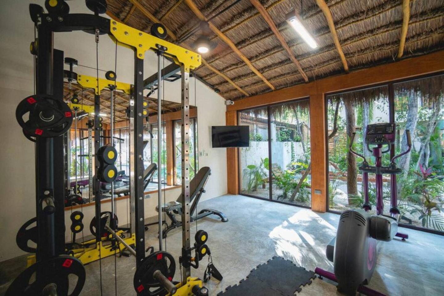 Getawaypooloffice Areagym Apartment